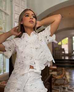 Set Due Pezzi Donna con Camicia Bianca a Maniche Corte e <span class=keywords><strong>Pantaloni</strong></span> Lunghi, Cintura Annodabile, Taglie S-XL, Copricostume <span class=keywords><strong>in</strong></span> <span class=keywords><strong>Maglia</strong></span> per Spiaggia - Product Image 6