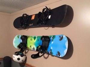 Supporto a Parete per Snowboard, Espositore per Sci, Montaggio a Parete per Casa e Garage, Scaffale in Metallo Solido per Conservazione Tradizionale - Product Image 4