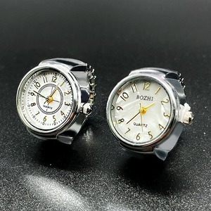 Orologio ad Anello Classico con Numeri, Orologio da Dito Rotondo in Lega, Orologio al Quarzo Oro e Argento, Anello con Cinturino Elastico in Acciaio Inossidabile, Regali per Studenti - Product Image 4