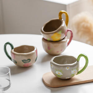 Taza de Desayuno Creativa con Asa Grande Pintada a Mano y Personalizada, Taza de Café de Cerámica con Platillo - Product Image 6