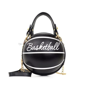 Nouveau sac à main rétro personnalisé à chaîne, sac à bandoulière en forme de ballon de football pour femmes, petit sac rond - Product Image 3