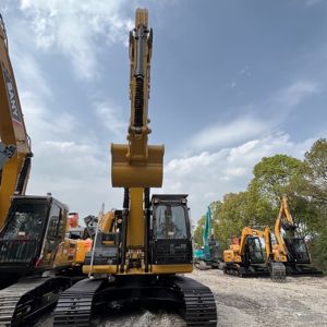 Excavateur d'occasion CAT 323D2L 23 tonnes, pelleteuse hydraulique originale sur chenilles de bonne qualité - Product Image 2