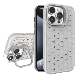आईफोन 12 प्रो 13 के लिए फैशनेबल वॉटर क्यूब कूलिंग हनीकॉम्ब बॉल मोबाइल फोन प्रोटेक्टिव केस वायरलेस मैग्नेटिक चार्जिंग कवर