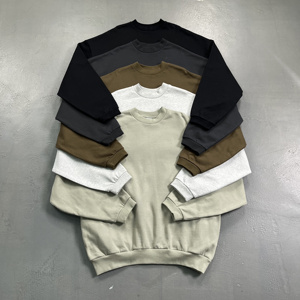 Sudadera Oversize Cálida y Ecológica de Otoño-Invierno con Bolsillos Laterales Ocultos y Cuello Alto, Unisex, Venta al por Mayor, Logotipo Personalizado - Product Image 2