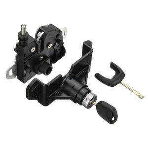 Piezas de coche, bloqueo de capó y pestillo, juego completo de interruptor de encendido con <span class=keywords><strong>2</strong></span> llaves para Ford MK7 06-10 6C1A-16D748-AB 6C1A-16B970-AD 1476762 - Product Image 2