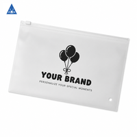 Sac à fermeture éclair mat givré translucide refermable en plastique plat avec trou d'aération, personnalisable avec logo, pour emballage cadeau de vêtements