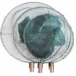 Tête de épuisette monobloc en acier inoxydable soudé avec <span class=keywords><strong>manche</strong></span> en bois et anneau, dotée d'un filet en nylon pour la pêche - Product Image 1