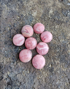 โรโดโครไซต์ธรรมชาติทรงกลมแบนแบบคาโบชอง อัญมณีปรับขนาดสำหรับทำเครื่องประดับ แหวน จี้ ขายส่ง ผู้จัดจำหน่าย หินประจำวันเกิด - Product Image 3