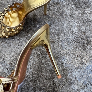Mules da Donna Personalizzabili con <span class=keywords><strong>Tacco</strong></span> <span class=keywords><strong>a</strong></span> <span class=keywords><strong>Spillo</strong></span>, Punta Aperta, Rivetti e Rete Traforata in PU, Disponibili in Vari Colori - Product Image 4