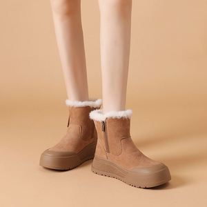 รองเท้าบูทหุ้มข้อสูงสำหรับผู้หญิง ผ้ากำมะหยี่ อุ่นสบาย เหมาะสำหรับฤดูหนาว แฟชั่นลำลอง พื้นหนา บุด้วยผ้าฝ้าย - Product Image 5