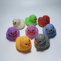 Figurine de canard DIY incrustée de diamants pour le bain, en vinyle souple et couineur, accessoires en résine en gros pour enfants