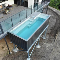 Piscine de luxe moderne de grande taille (40 pieds x 20 pieds) avec structure en acier, fenêtre en verre et spa en fibre de verre