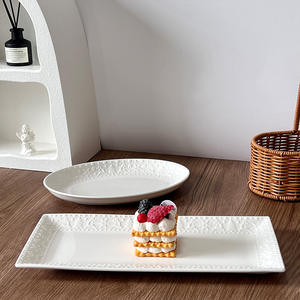 Services <span class=keywords><strong>de</strong></span> Table en Porcelaine Blanc Rétro Noël à Relief pour Dîner, Vaisselle en Céramique, Assiettes à Gâteaux, Desserts et Cuisine Occidentale - Product Image 4