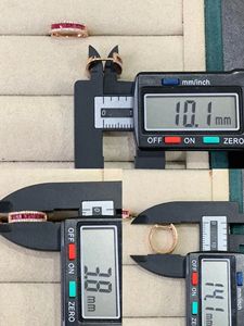 Pendientes de Aro Xinfly Classic OEM de Oro Amarillo Sólido de 18 Quilates AU750 con Corte Princesa y Diamantes de Rubí - Product Image 4