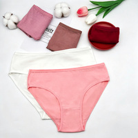 Culottes pour femmes en gros d'usine OEM, style simple, taille mi-haute, douces, confortables, respirantes, avec entrejambe en coton
