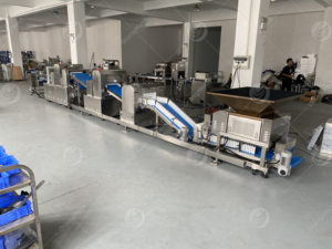 Industriële <span class=keywords><strong>Pizza</strong></span> Maken Machine Bevroren <span class=keywords><strong>Pizza</strong></span> Lijn Volautomatische <span class=keywords><strong>Pizza</strong></span> Productielijn - Product Image 5