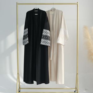 2025 hồi giáo bán buôn abaya Chất lượng cao vải abaya thêu tay phía trước mở abaya - Product Image 3