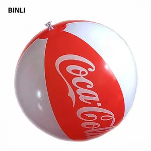 Fabrika satış beyaz ve kırmızı renk özel plaj topu Logo ile şişme wasser topu ftalat ücretsiz