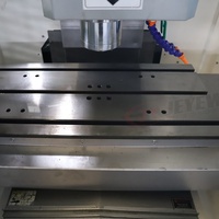 Centre d'usinage vertical VMC750 Fraiseuse CNC à quatre axes et cinq axes de haute précision Siemens, Fanuc, Mitsubishi