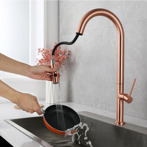 Robinet de cuisine contemporain noir or rose plaqué finition brossée pulvérisateur posé pour eau chaude et froide à usage domestique - Product Image 5