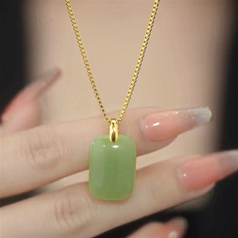 burmese jade pendant