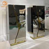 Meuble de rangement pour vin de style italien de luxe pour salon, cuisine, bar à vin, maison, villa, design haut de gamme unique