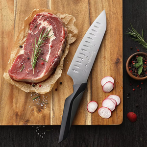 Cuchillo <span class=keywords><strong>de</strong></span> Chef Japonés Santoku <span class=keywords><strong>de</strong></span> Alta Calidad y Ecológico, Hoja <span class=keywords><strong>de</strong></span> Acero Inoxidable <span class=keywords><strong>de</strong></span> 7 Pulgadas con Acabado Satinado, Mango <span class=keywords><strong>de</strong></span> Plástico, Apto para <span class=keywords><strong>Lavavajillas</strong></span> - Product Image 2