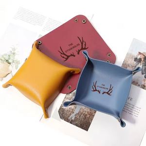 Plateau en cuir gravé personnalisé avec motif de nom, style nordique Instagram, cadeau d'anniversaire pour couple, boîte de rangement pour bijoux et cosmétiques - Product Image 3