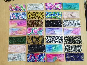 Fq <span class=keywords><strong>Headband</strong></span> biểu tượng tùy chỉnh bán buôn thăng hoa <span class=keywords><strong>in</strong></span> ấn mỏng căng Yoga thể thao người hâm mộ đội headbands sweatband cho phụ nữ người đàn ông - Product Image 4