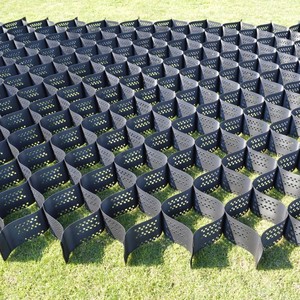 Géocell <span class=keywords><strong>en</strong></span> PP HDPE à prix d'usine avec surface texturée lisse pour les pentes et les murs <span class=keywords><strong>de</strong></span> soutènement - Product Image 1