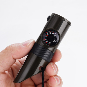Sifflet de survie multifonction 3 en 1 98 mm avec thermomètre, boussole et lumière LED, équipement d'urgence pour l'extérieur - Product Image 1