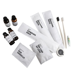 Las bolsas <span class=keywords><strong>de</strong></span> aseo <span class=keywords><strong>de</strong></span> <span class=keywords><strong>viaje</strong></span> personalizadas son pequeñas y llevan las necesidades diarias, los fabricantes <span class=keywords><strong>de</strong></span> alta calidad venden calientes - Product Image 1