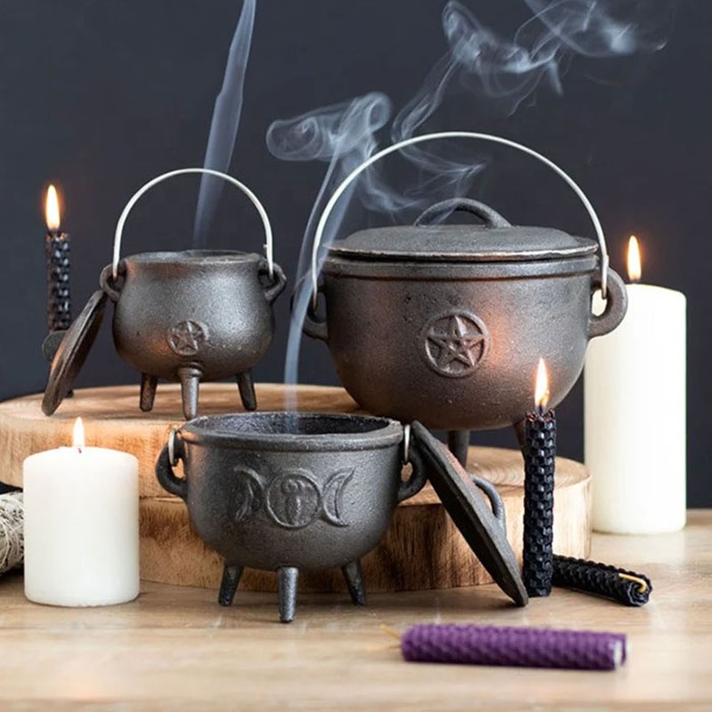 Pentagram Cast Iron Cauldron With Lid - Witches Cauldron For Rituals, Incense, Smudging, Large 5.5 Inch