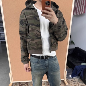 Sweat-shirt à capuche zippé pour homme, 100% Coton, 400 grammes, doux, coupe ajustée, style urbain camouflage, grammage lourd, vente en gros - Product Image 5