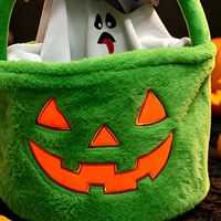 Nouvelle décoration lumineuse d'Halloween 2026 : Panier citrouille fantôme en peluche à suspendre, sac à bonbons portable
