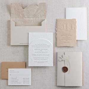 Suite d'invitations de mariage personnalisées imprimées en typographie avec papier fantaisie et carton, vente en gros, révision de conception gratuite pour les organisateurs d'événements - Product Image 1