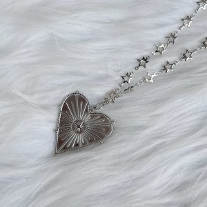 Collier pendentif étoile cœur unique, chaîne en métal, design étoile, bijoux tendance pour femmes - Product Image 1