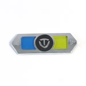 Conception personnalisée Chrome voiture Logo plaque signalétique mat 3D Badge étanche résistant à la saleté voiture emblèmes accessoires