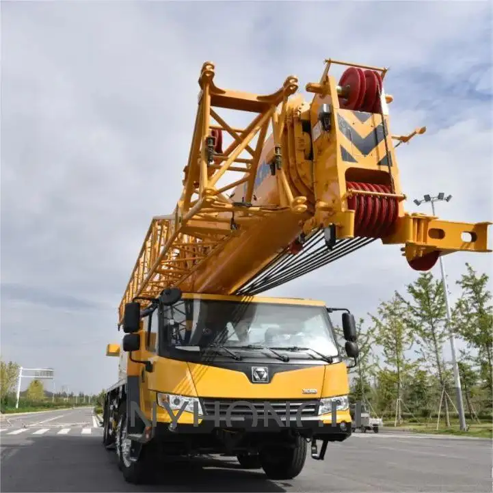 High Quality Used Chinese Mobile Crane ST250H 25-50 Ton Truck Crane