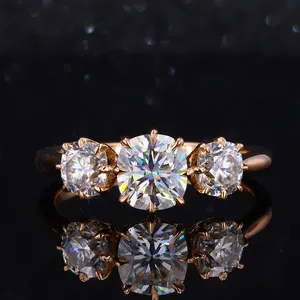 Cushion Shape Cutting Rings Rose Color Jewelry Gold 3 Stone Moissanite Ring