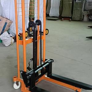 Carretilla elevadora 200KG Capacidad Apilador de ruedas grandes Uso en almacén Carretilla elevadora manual Precio más barato de fábrica - Product Image 4