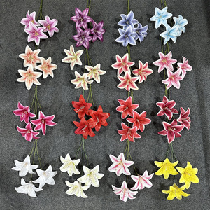 Lirios Artificiales de Tres Cabezas, Flores de Seda Resistentes al Agua, Decoración para el Hogar, Arreglos para Bodas - Product Image 2