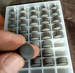 Preço de Fábrica: Cortador <span class=keywords><strong>PDC</strong></span>, Pastilhas <span class=keywords><strong>PDC</strong></span> Esféricas e <span class=keywords><strong>PDC</strong></span> de Formato Cônico - Product Image 3