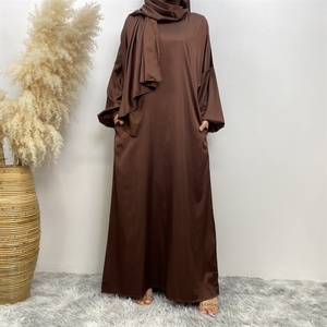 Robe de prière longue modeste unie avec foulard intégré et poches latérales 6675 # - Product Image 4