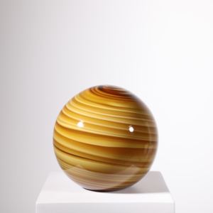 शाश्वत सुरुचिपूर्ण भूरे रंग-सोने के ग्रेडिएंट पुष्प-पैटर्न फ्रॉस्टेड ग्लास वेस ब्राउन-गोल्ड टोन शानदार बेडरूम सजावट - Product Image 5