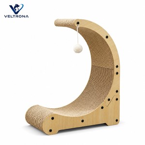 Mondförmiges Verstellbares Langlebiges Katzen-Kratzbrett aus Pappe mit Modernem Design 2-in-1 Bett und Hängebälle für Katzen - Product Image 1