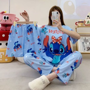 Vente flash : pyjama pour femmes en polyester à manches courtes, anti-statique, taille élastique, trois pièces, imprimé de dessins animés d'animaux, fabriqué en Thaïlande - Product Image 3