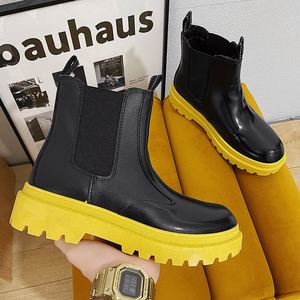 รองเท้าบูทหนังแฟชั่นฤดูใบไม้ร่วงและฤดูหนาวล่าสุดสำหรับผู้ชาย - Product Image 1