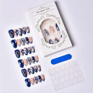 Lot de 30 faux ongles courts en amande bleus haut de gamme, populaires, avec fleurs 3D, <span class=keywords><strong>strass</strong></span> et <span class=keywords><strong>manucure</strong></span> française effet goutte d'eau - Product Image 5