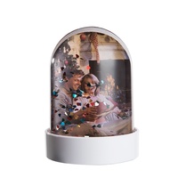 Lámpara de iluminación LED con logotipo personalizado, marco de fotos acrílico luminoso con relleno de agua líquida, Bola de cúpula brillante, globo de nieve